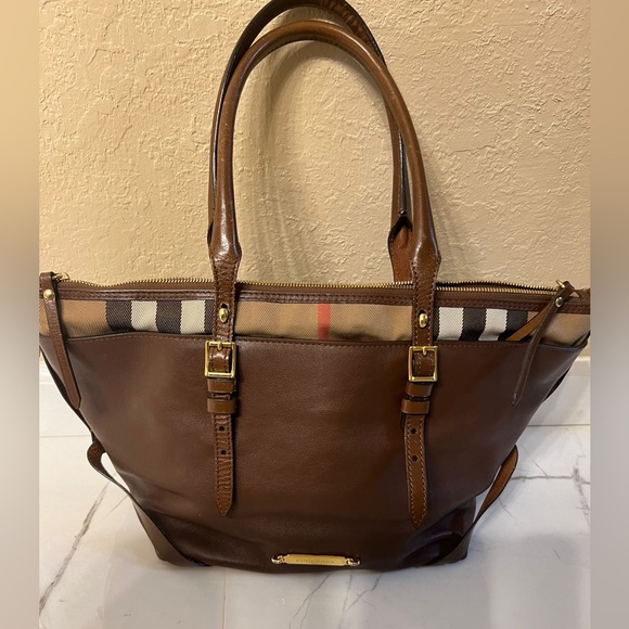 BNWT Burberry Brown Leather Medium Nova Check Salisbury Tote - Picture 1 of 16